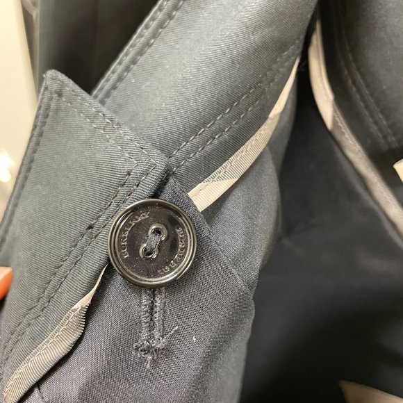 Burberry Black Pencil Skirt With Belt (10/M) - Picture 5 of 14